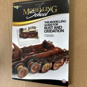 Amig6098 Ammo By Mig Jimenez Publications - The Modeling Guide For Rust And Oxidation