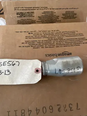 15e567 Graco Genuine Intake Valve Housing 390