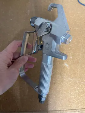 17j265 Graco Out Of Box Model # Spray Gun Stainless Steel