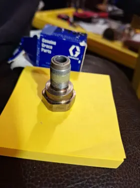 287-877 Graco 239932 Piston Seat New#287-877