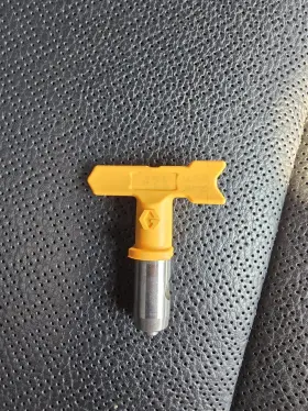 286421 Graco Rac 5 Ltx Switch Tip 421 Yellow 2 Black Tips