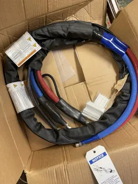 16e136 Graco 309572 Brand New Power-lock Heated Hose 10 Ft Rev B Ships Free
