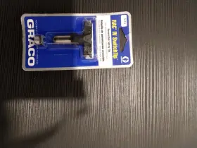 Graco 633955431850 New 521 Rac Iv Switchtip - Reversible Spray Tip