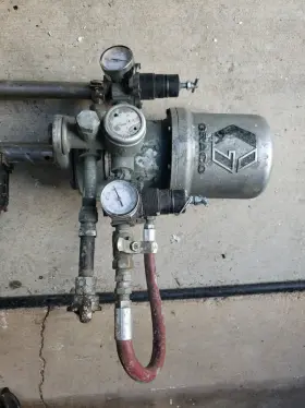 954088 Graco President Air Pneumatic Paint Sprayer Pump Sold As-is Clogged