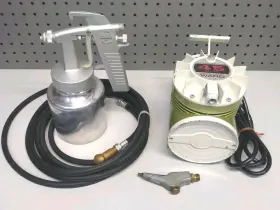 Qbw-63498 Montgomery Ward Vtg Paint 45 Psi Compressor And Sprayer 115v With Hose