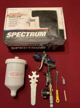 Sp-hte-1.3 Spectrum Premium Hte Spray Gun #sp-hte-sf Used W Pressure Gauge