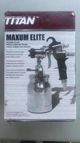 0524089 Titan Maxum Elite Model Pressure-fed Hvlp Spray Gun
