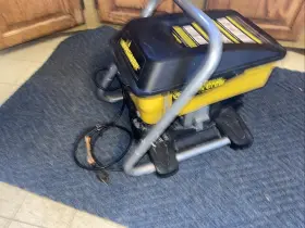 0515100 Wagner Paint Crew Model 770 Electric Airless Sprayer With Hose&gun