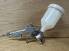Campbell Hausfeld DH5800 Hvlp Gravity Feed Spray Paint Gun Cup Size 20.3 Oz. Used. Price: $40.00.