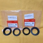 Oem Honda CRF150R / CR85R CR80R Front Fork Seal Set (51490-GBF-J21) Ahrma New. Price: $68.00.